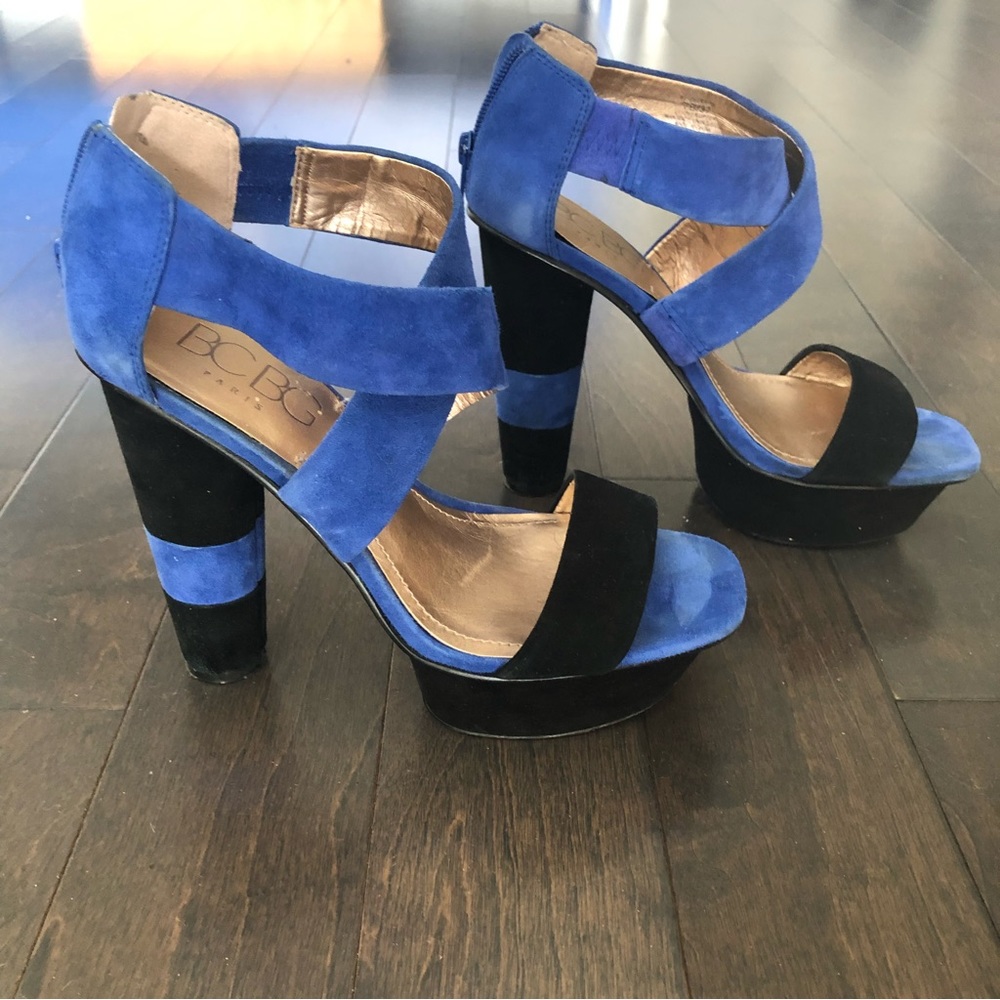 BCBG suede heels
